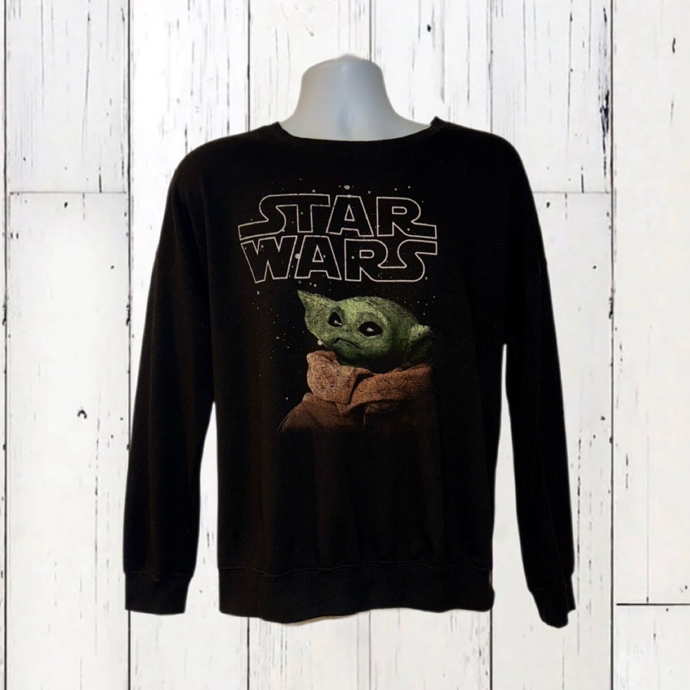 Star Wars Grogu “The Child” Black (Baby Yoda) Crewneck Sweatshirt – Size Medium